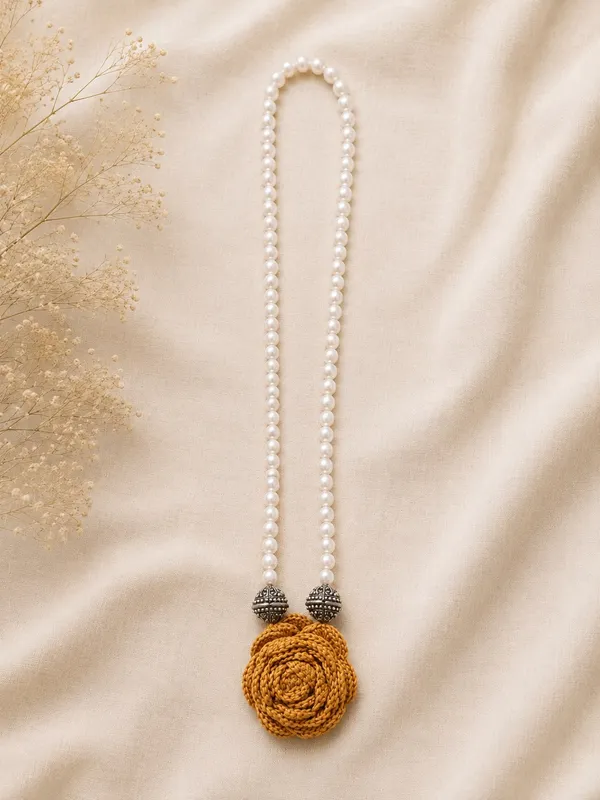 Rose_Necklace_-_Mustard