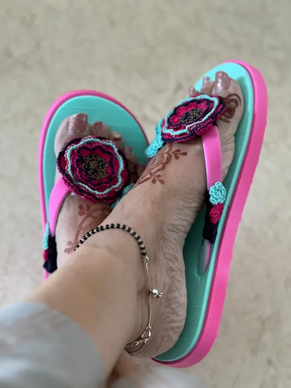 Sky_Blue_Synthetic_Crochet_Flower_Flip_Flops_For_Women