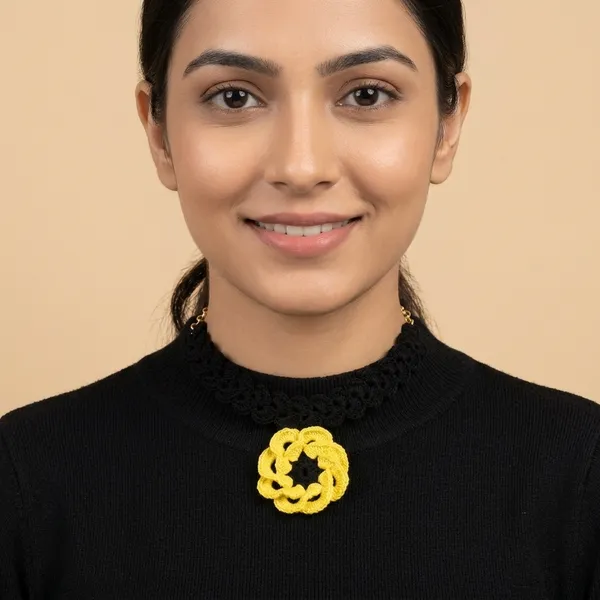 Black_And_Yellow_Crochet_Wool_Flower_Choker_Necklace_For_Women