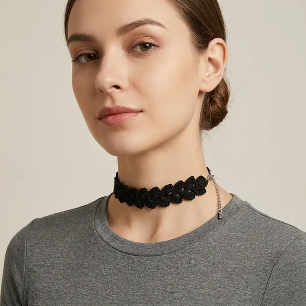 Black_Crochet_Wool_Handmade_Choker_Necklace_For_Women