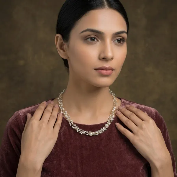White_Alloy_Crochet_Wire_Necklace_For_Women