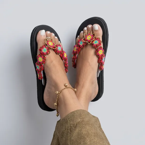 Black_Synthetic_Crochet_Bead_Flower_Flip_Flops_For_Women