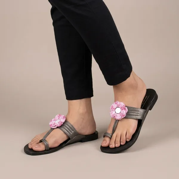 Antique_Silver_Grey_Synthetic_Crochet_Flower_Kolhapuri_Slippers_For_Women