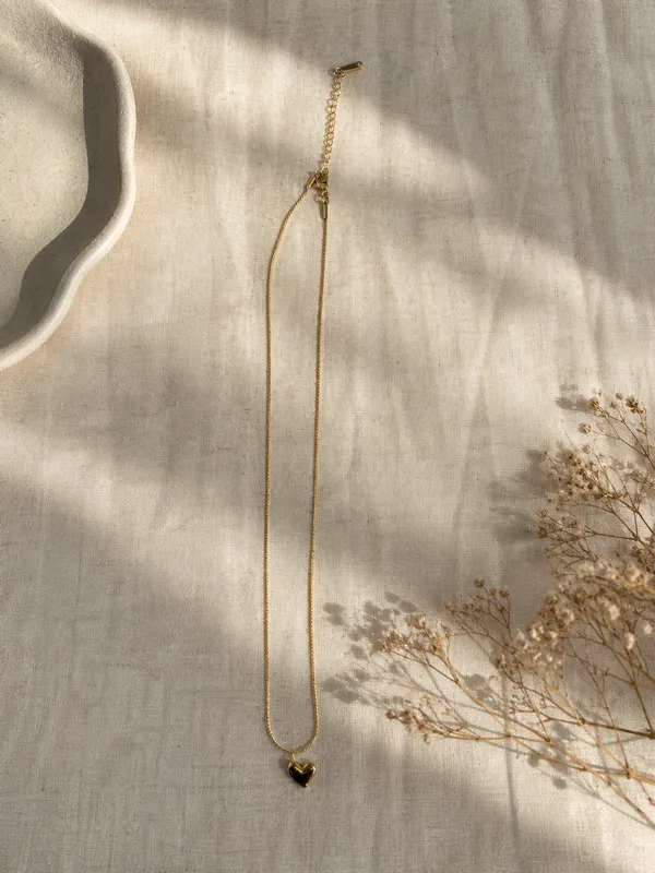 Tiny_Love_Heart_Necklace