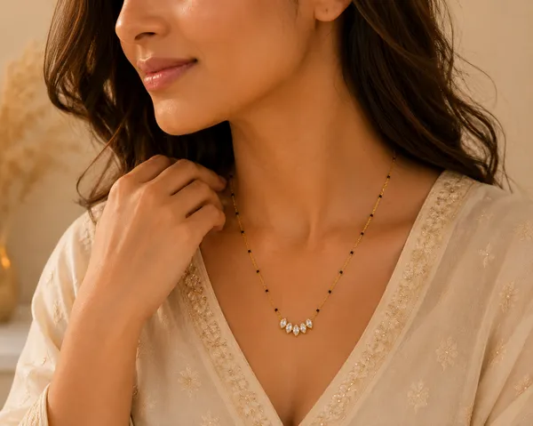 Auraa_Celestial_Leaf_Mangalsutra