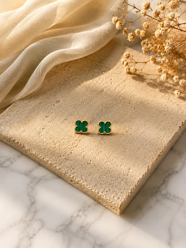 Auraa_Clover_Radiance_Studs