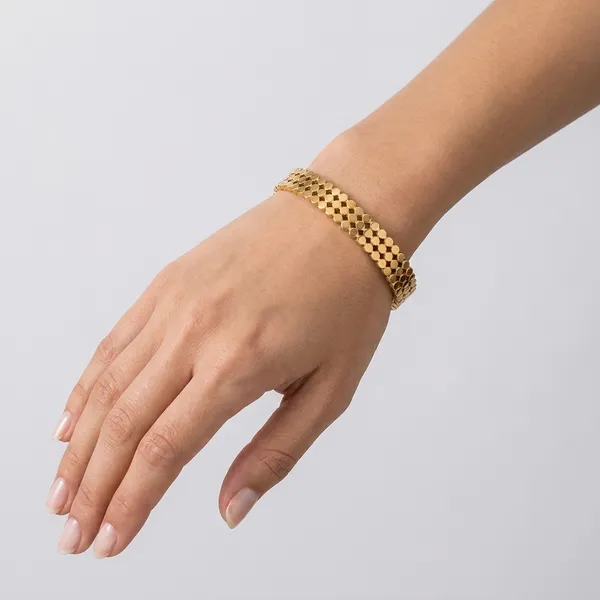 Gilded_Lattice_Clover_Bracelet
