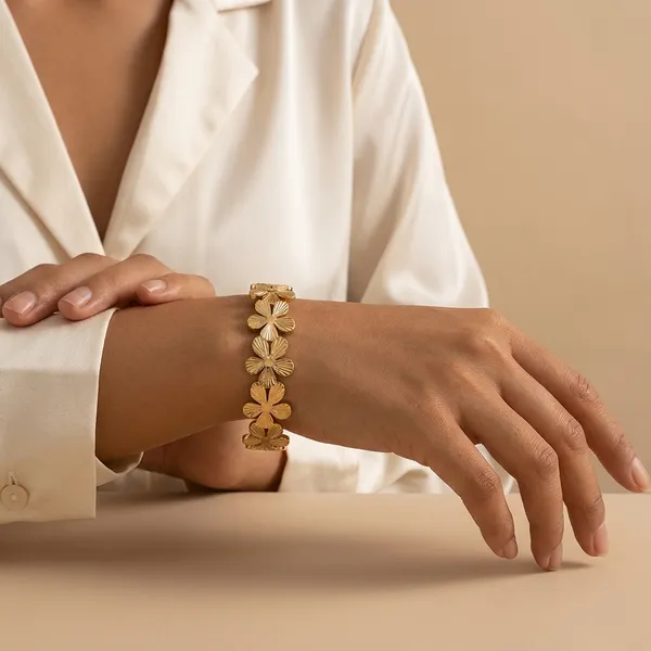 Celestia_Bracelet_18k_Gold_Plated