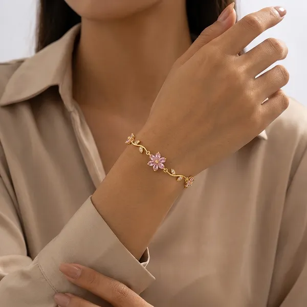 Angel_Vine_Bracelet_18k_Gold