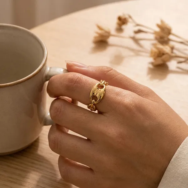 Aurora_Luxe_Ring_18k_Gold_Plated