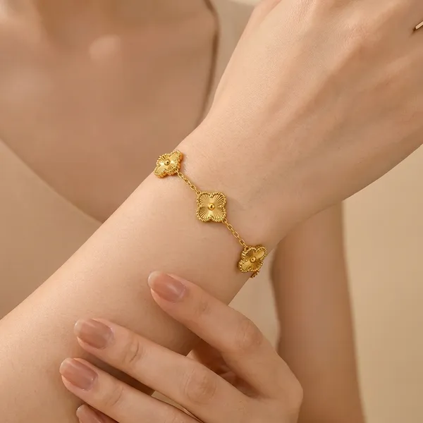 Luxe_Flower_Bracelet