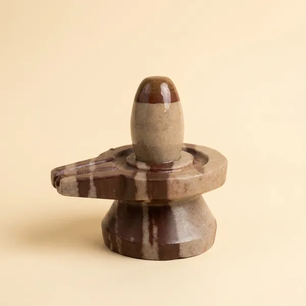 Narmada_Stone_Spiritual_Narmadeshwar_Shivling_Showpiece