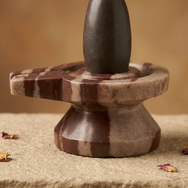 Narmada_Stone_Pooja_Multicolor_Narmadeshwar_Shivling_Idol