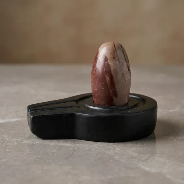 Narmada_Stone_Pooja_Multicolor_Narmadeshwar_Shivling