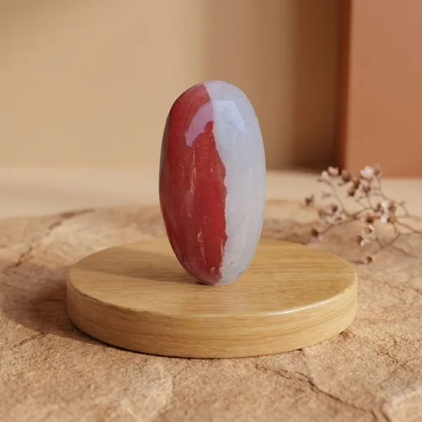 Narmada_Stone_Spiritual_Red_&_White_Narmadeshwar_Shivling_Idol
