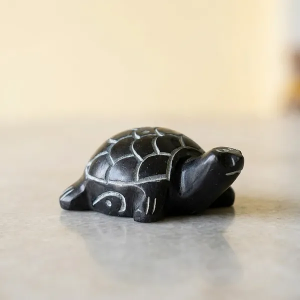 Narmada_Stone_Spiritual_Black_Turtle_Showpiece