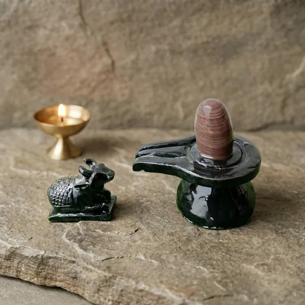 Narmada_Stone_Pooja_Multicolor_Narmadeshwar_Shivling_Showpiece