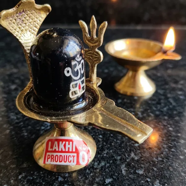 Narmada_Stone_Pooja_Black_Golden_Narmadeshwar_Shivling_Set