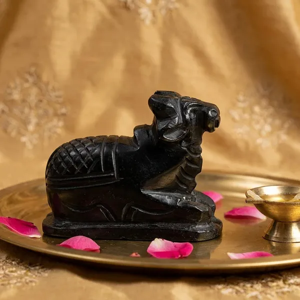 Narmada_Stone_Pooja_Black_Gouri_Nandi_Idol_Statue