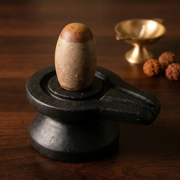 Narmada_Stone_Spiritual_Red_Narmadeshwar_Shivling_Idol