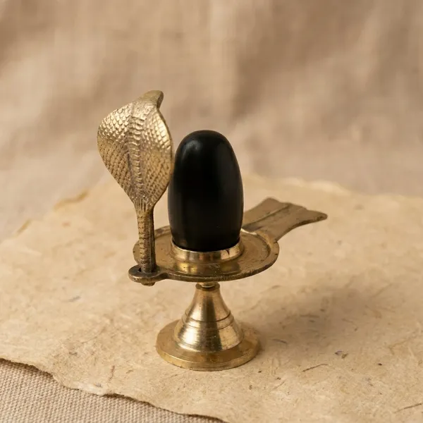 Narmada_Stone_Pooja_Black_Narmadeshwar_Shivling_Idol