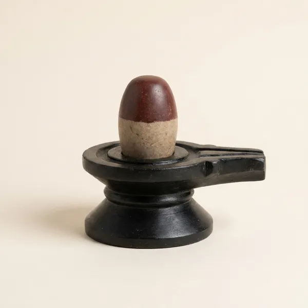 Narmada_Stone_Pooja_Black_Shivling_Idol