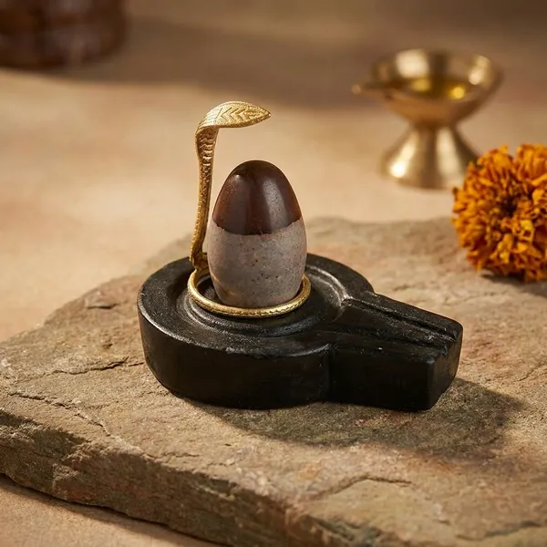 Narmada_Stone_Spiritual_Black_Narmadeshwar_Shivling_Idol