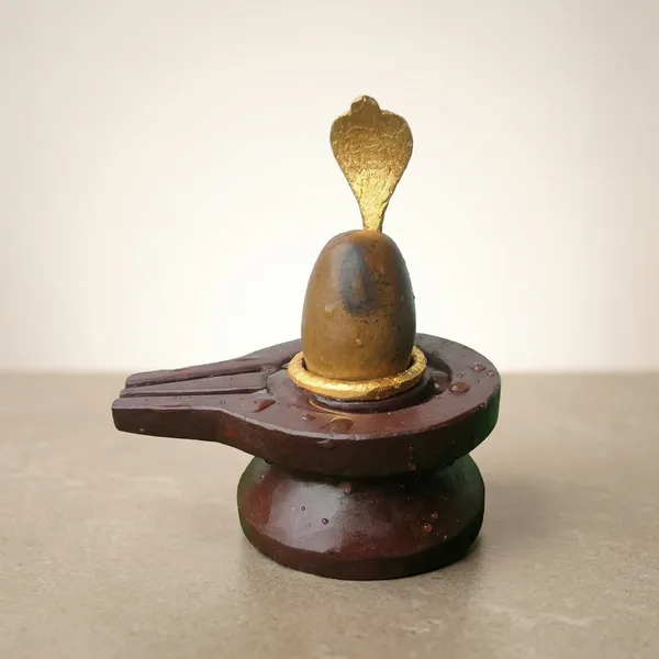 Narmada_Stone_Pooja_Brown_Narmadeshwar_Shivling_Idol