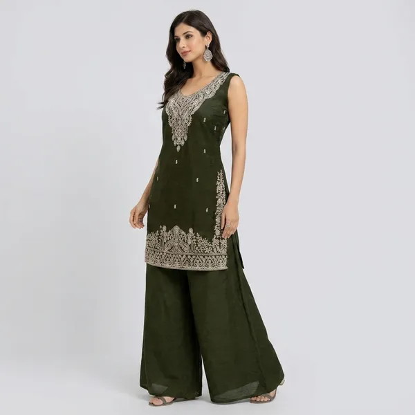 Green_Crepe_Straight_Sleeveless_Suit_Set_For_Women