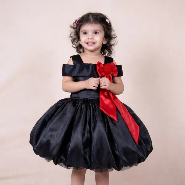Black_Soft_Net_Balloon_Frock_For_Girls