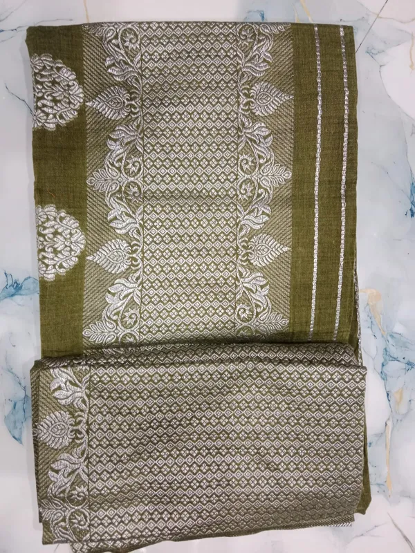 Olive_Green_And_Silver_Cotton_Zari_Work_Mekhela_Sador_For_Women