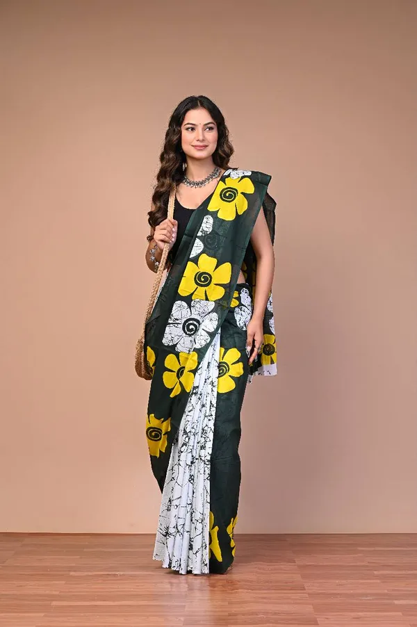 Multicolour_Cotton_Mulmul_Batik_Floral_Printed_Saree_For_Women