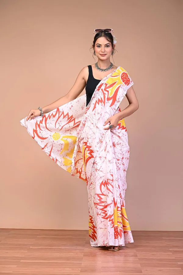 White_Cotton_Mulmul_Batik_Sunflower_Printed_Saree_For_Women