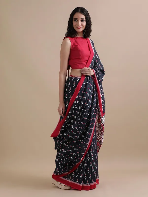 PInk_and_Grey_Cotton_Mulmul_Ikat_Print_Saree_For_Women