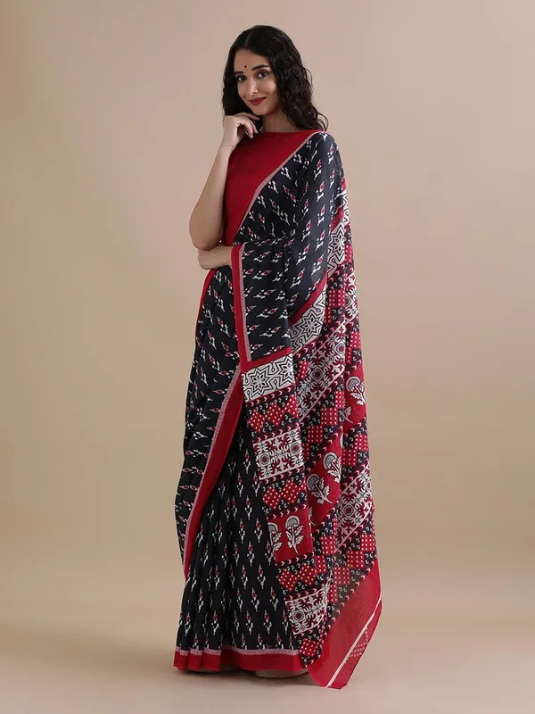 PInk_and_Grey_Cotton_Mulmul_Ikat_Print_Saree_For_Women