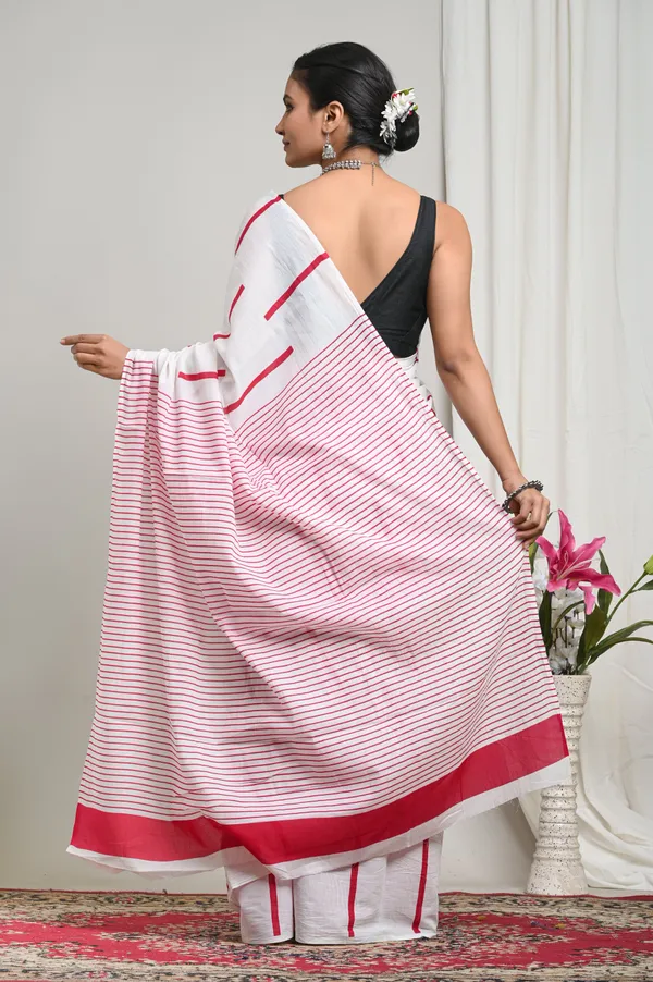 Red_White_Cotton_Mul_Screen_Printed_Lines_Saree_For_Women