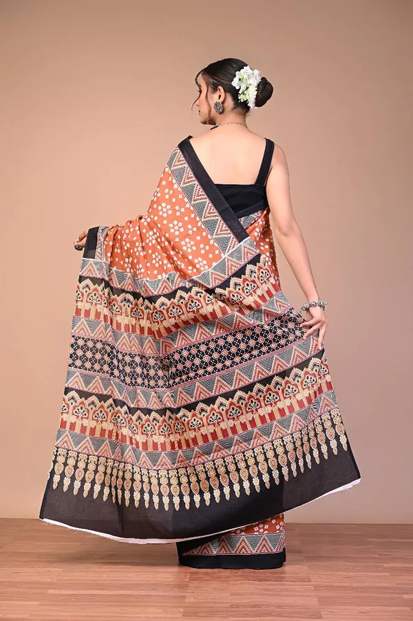 Red_Black_Cotton_Mulmul_Bandhej_Dot_Print_Saree_For_Women