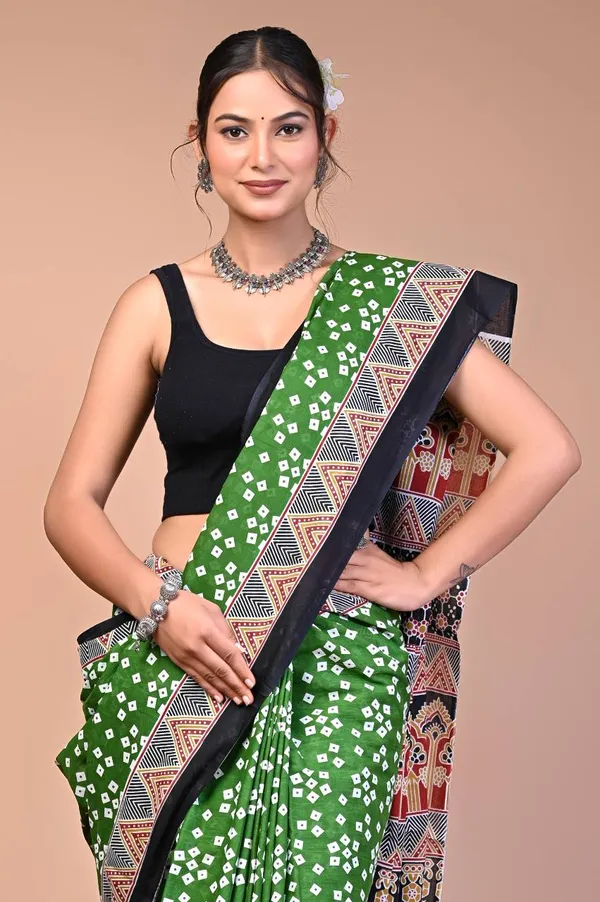 Green_Cotton_Mulmul_Bandhej_Dot_Ajrakh_Pallu_Saree_For_Women