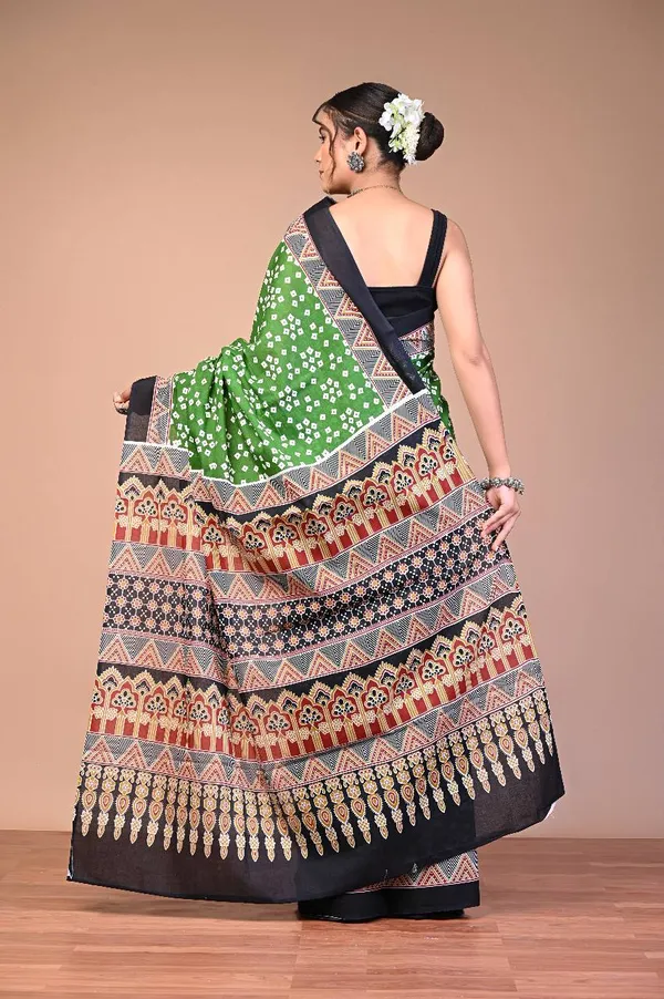 Green_Cotton_Mulmul_Bandhej_Dot_Ajrakh_Pallu_Saree_For_Women