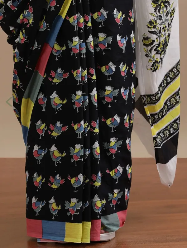 Black_Cotton_Mulmul_Folk_Bird_Printed_Saree_For_Women