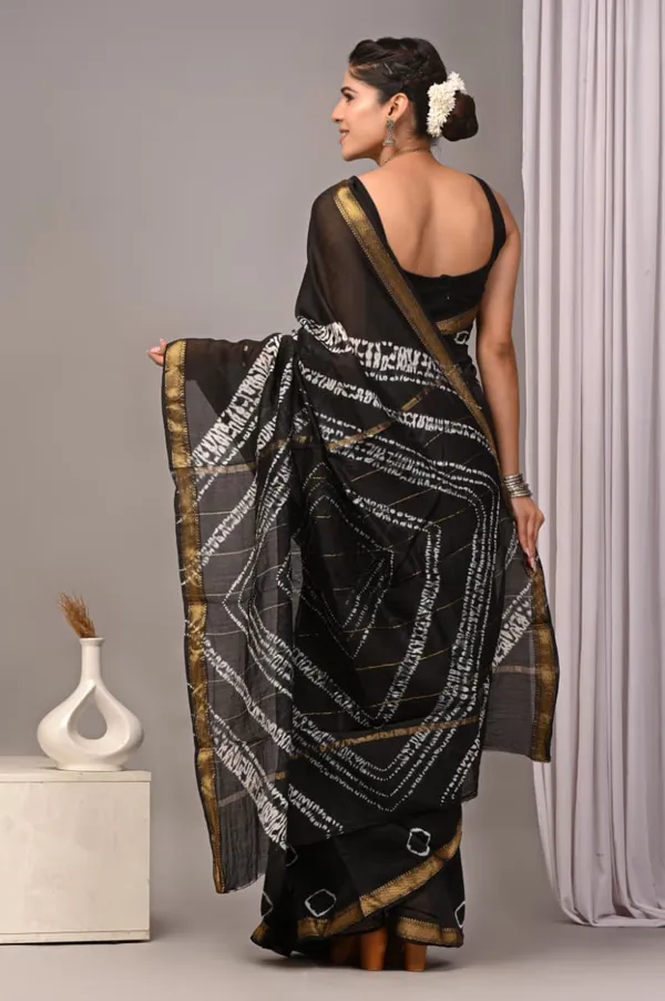 Black_Chiffon_Bandhani_Print_Golden_Border_Saree_For_Women