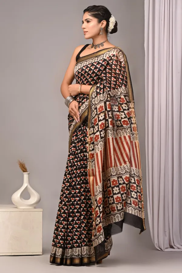 Red_Beige_Maheshwari_Silk_Floral_Geometric_Print_Saree_For_Women