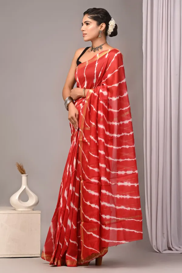 Red_Maheshwari_Silk_Shibori_Tie_Dye_Golden_Border_Saree_For_Women