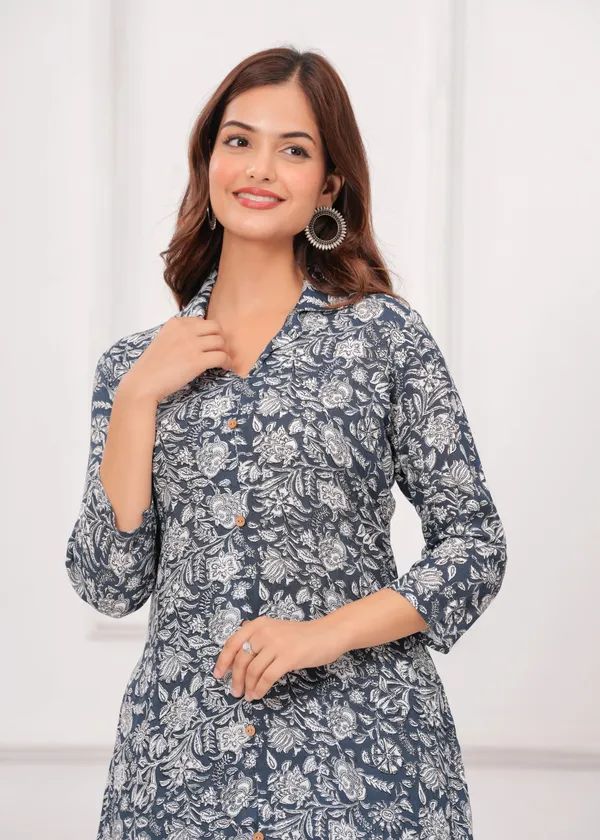 Grey_White_Floral_Cotton_Blend_Straight_Kurta_Set_For_Women