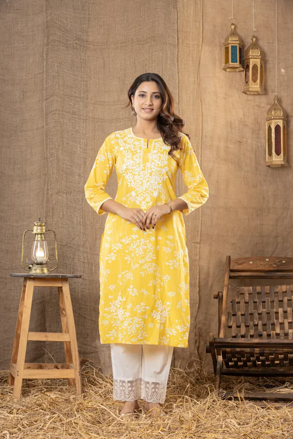 Yellow_Floral_Print_Cotton_Straight_Kurta_Set_For_Women