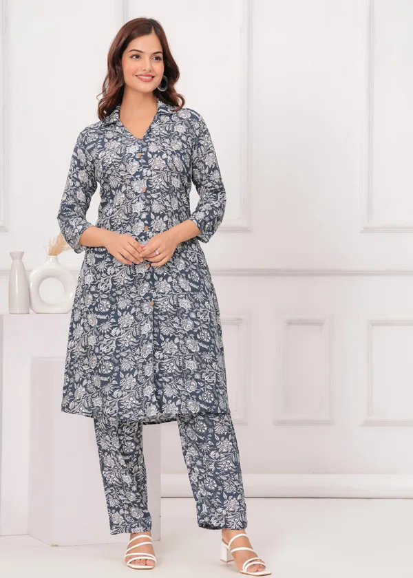 Grey_White_Floral_Cotton_Blend_Straight_Kurta_Set_For_Women