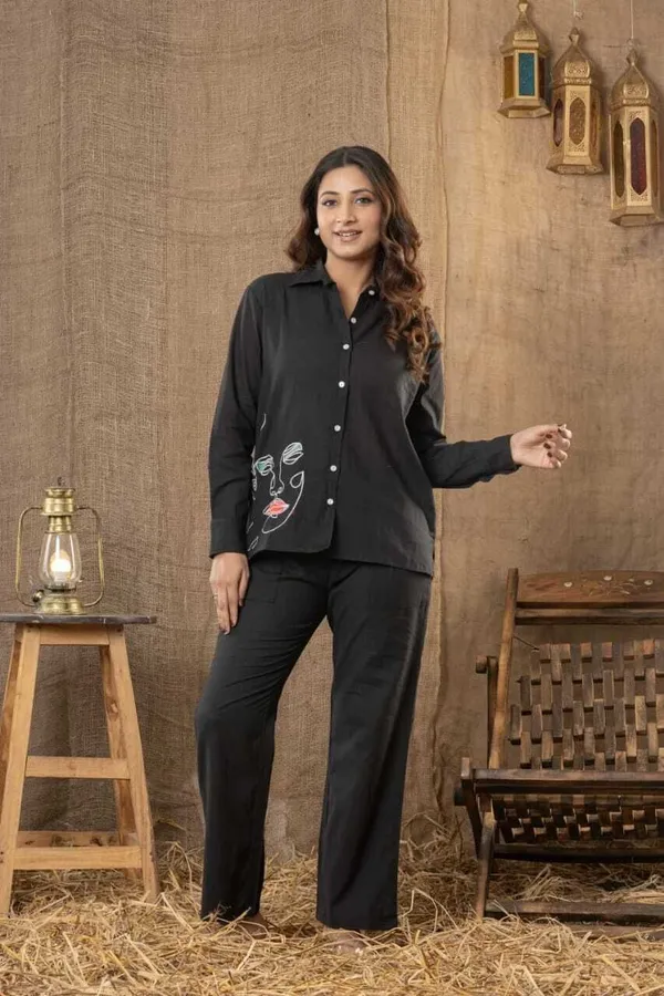 Black_Cotton_Flex_Printed_Shirt_Pant_Co-Ord_Set_For_Women