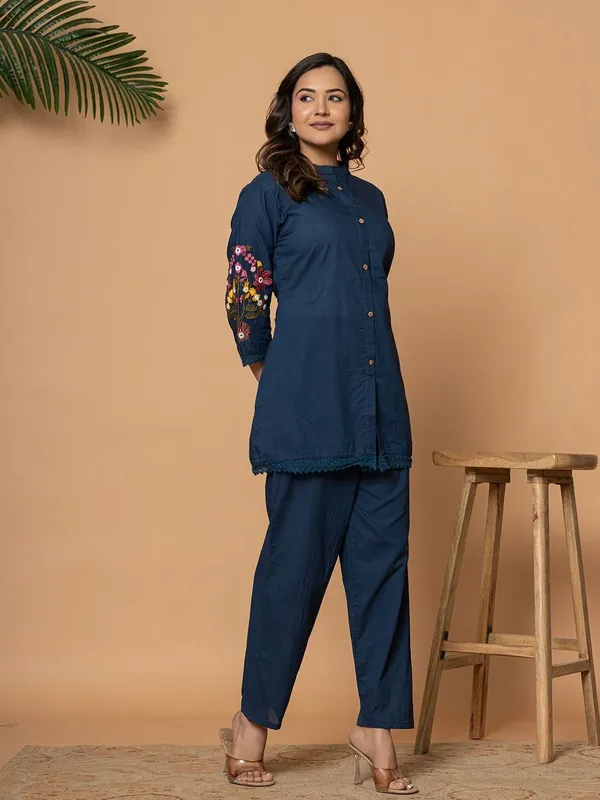 Navy_Blue_Cotton_Mandarin_Collar_Top_Pant_Co-Ord_Set_For_Women