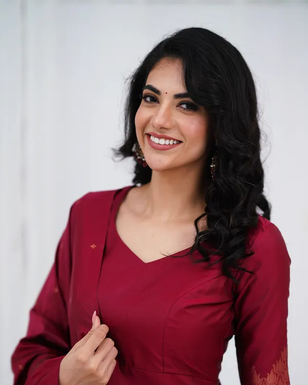 Maroon_Viscose_Rayon_Premium_Kurta_Set_For_Women