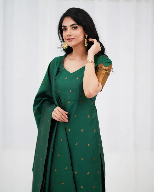 Green_Viscose_Rayon_Premium_Kurta_Set_For_Women